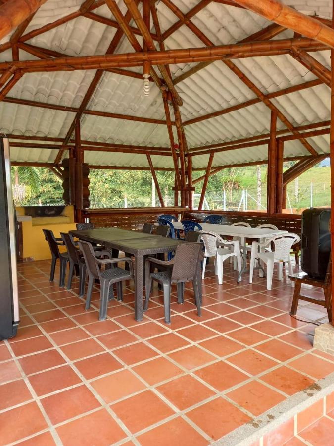 Hotel Casa Confort Santa Rosa de Cabal Buitenkant foto