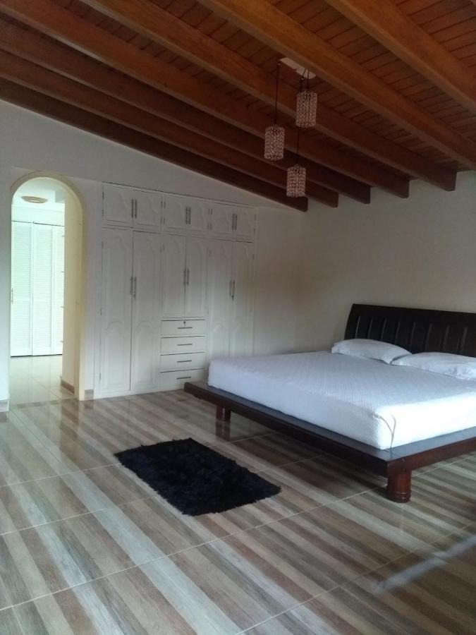 Hotel Casa Confort Santa Rosa de Cabal Buitenkant foto