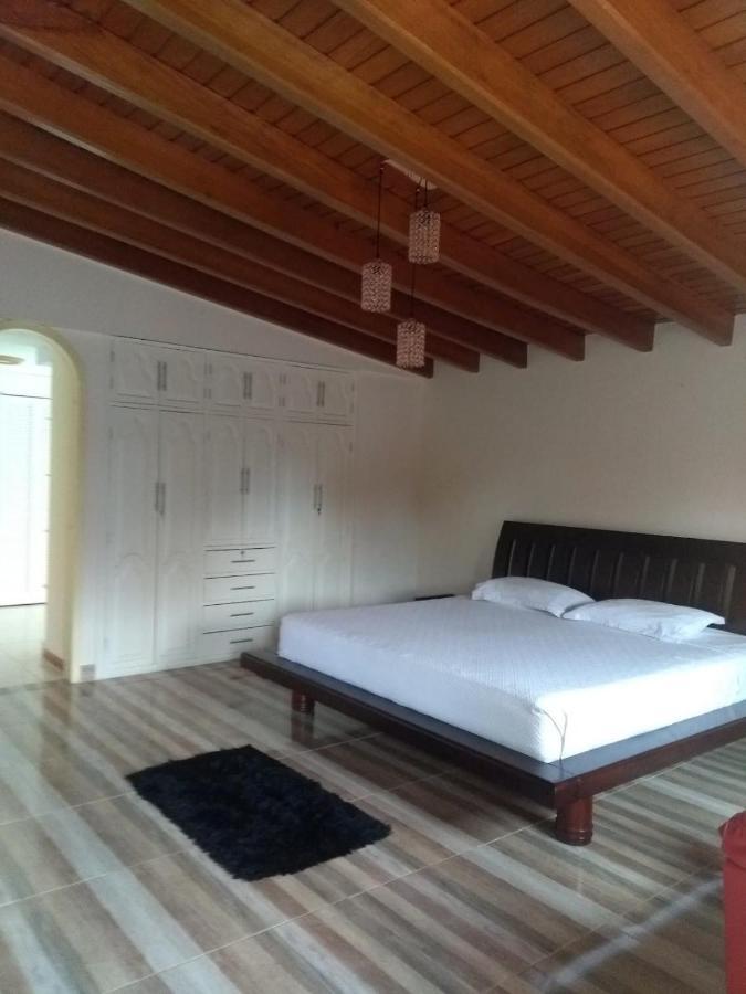 Hotel Casa Confort Santa Rosa de Cabal Buitenkant foto