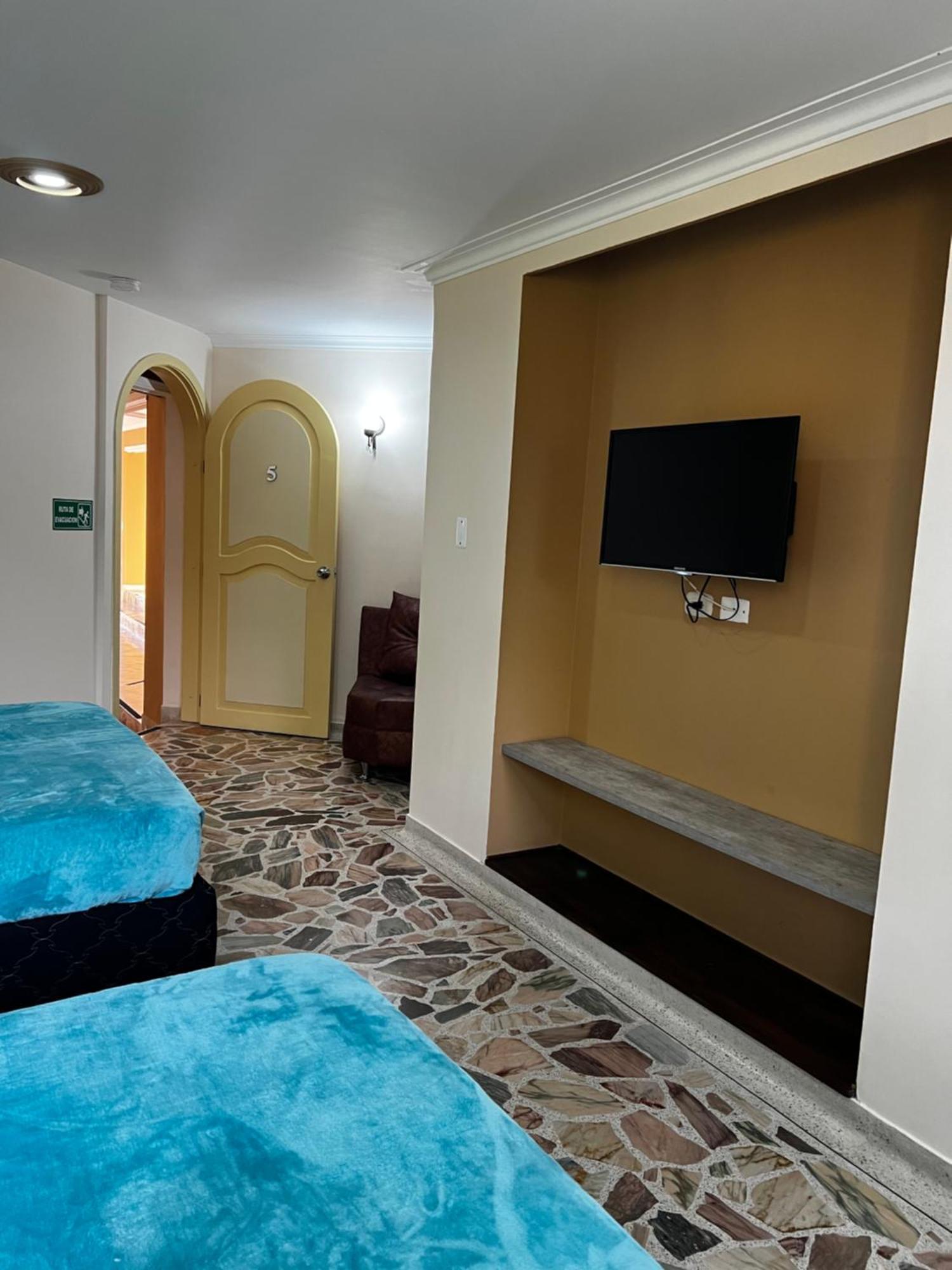 Hotel Casa Confort Santa Rosa de Cabal Buitenkant foto