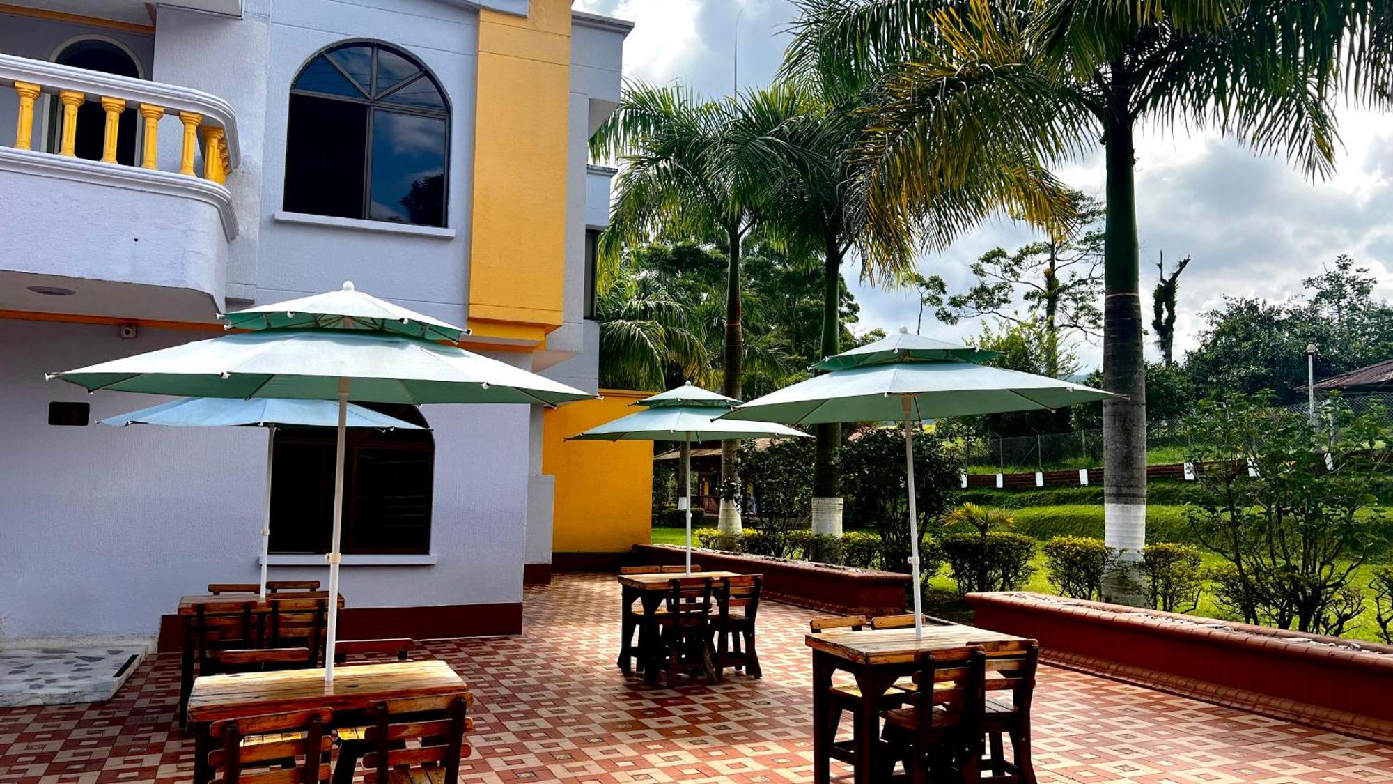 Hotel Casa Confort Santa Rosa de Cabal Buitenkant foto